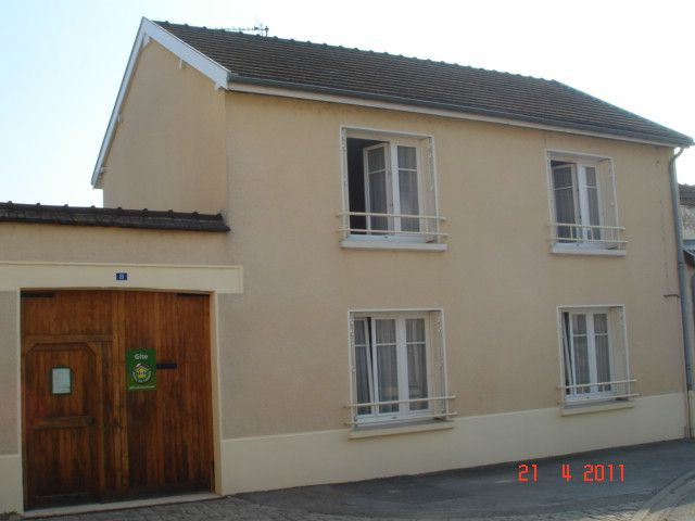 photo 0