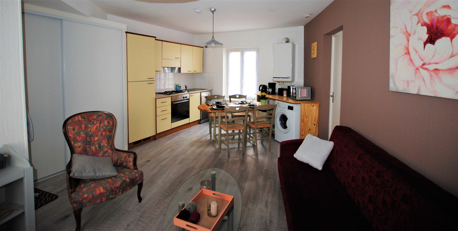 photo 0