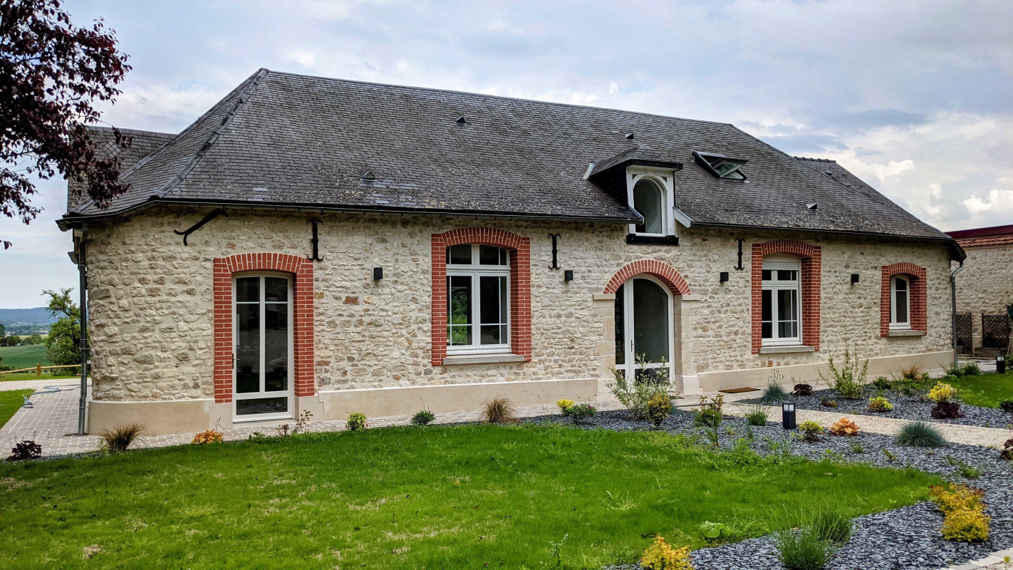 photo 0