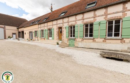 G&icirc;te n&deg;51G786 P&eacute;as - Marne - photo